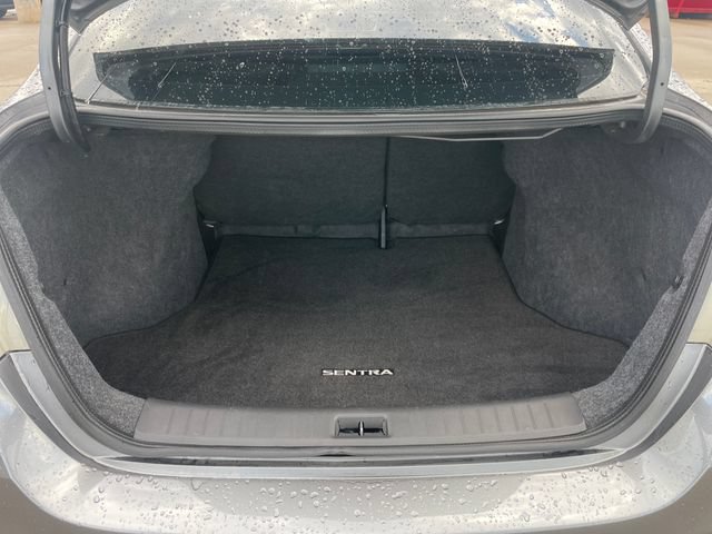 Used 2017 Nissan Sentra SV FWD image 32