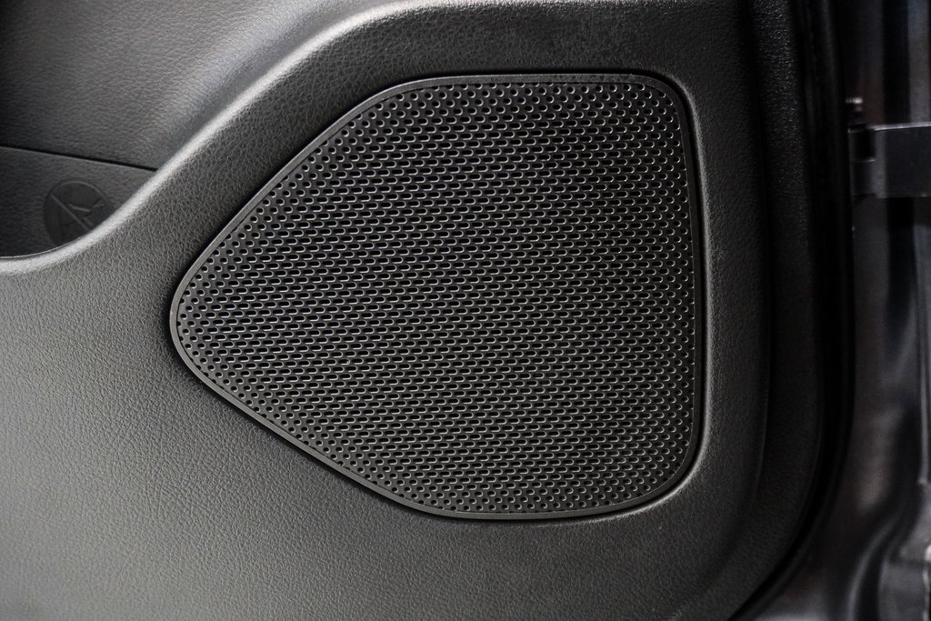 Used 2023 Nissan Rogue S image 8