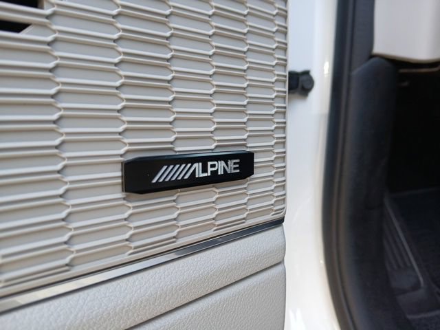 Used 2022 Jeep Grand Cherokee Summit AWD/4WD image 12