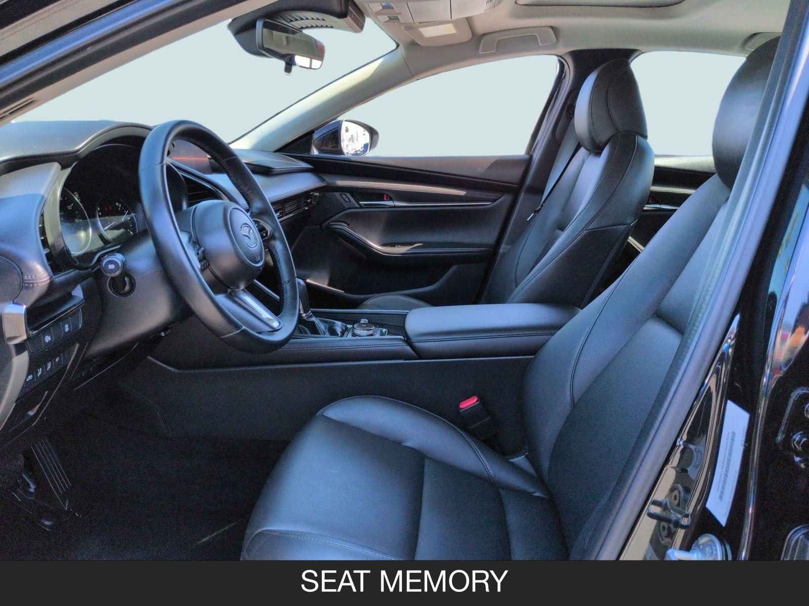 Used 2025 MAZDA MAZDA3 s image 12