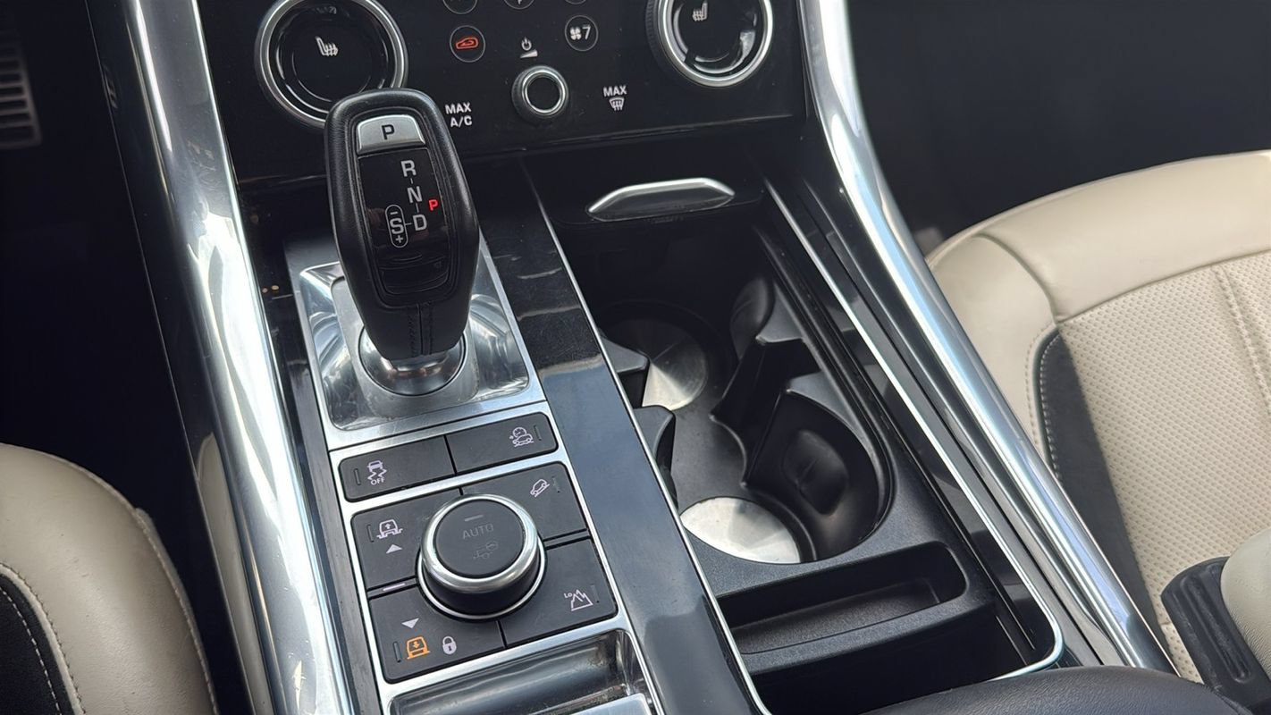 Used 2019 Land Rover Range Rover Sport Supercharged AWD/4WD image 26