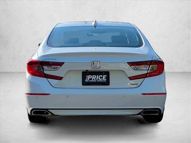 Used 2018 Honda Accord Touring image 6