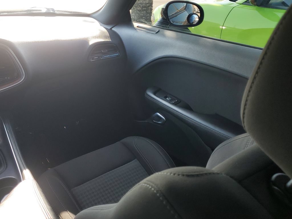 Used 2018 Dodge Challenger SXT RWD image 20