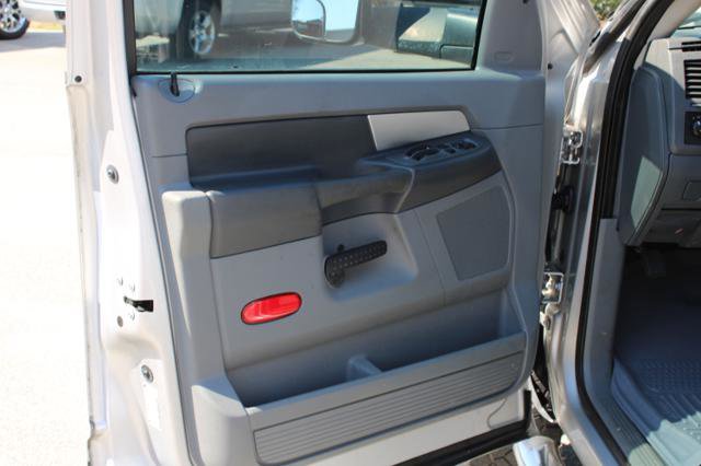 Used 2009 Dodge Ram 2500 Truck SLT AWD/4WD image 34