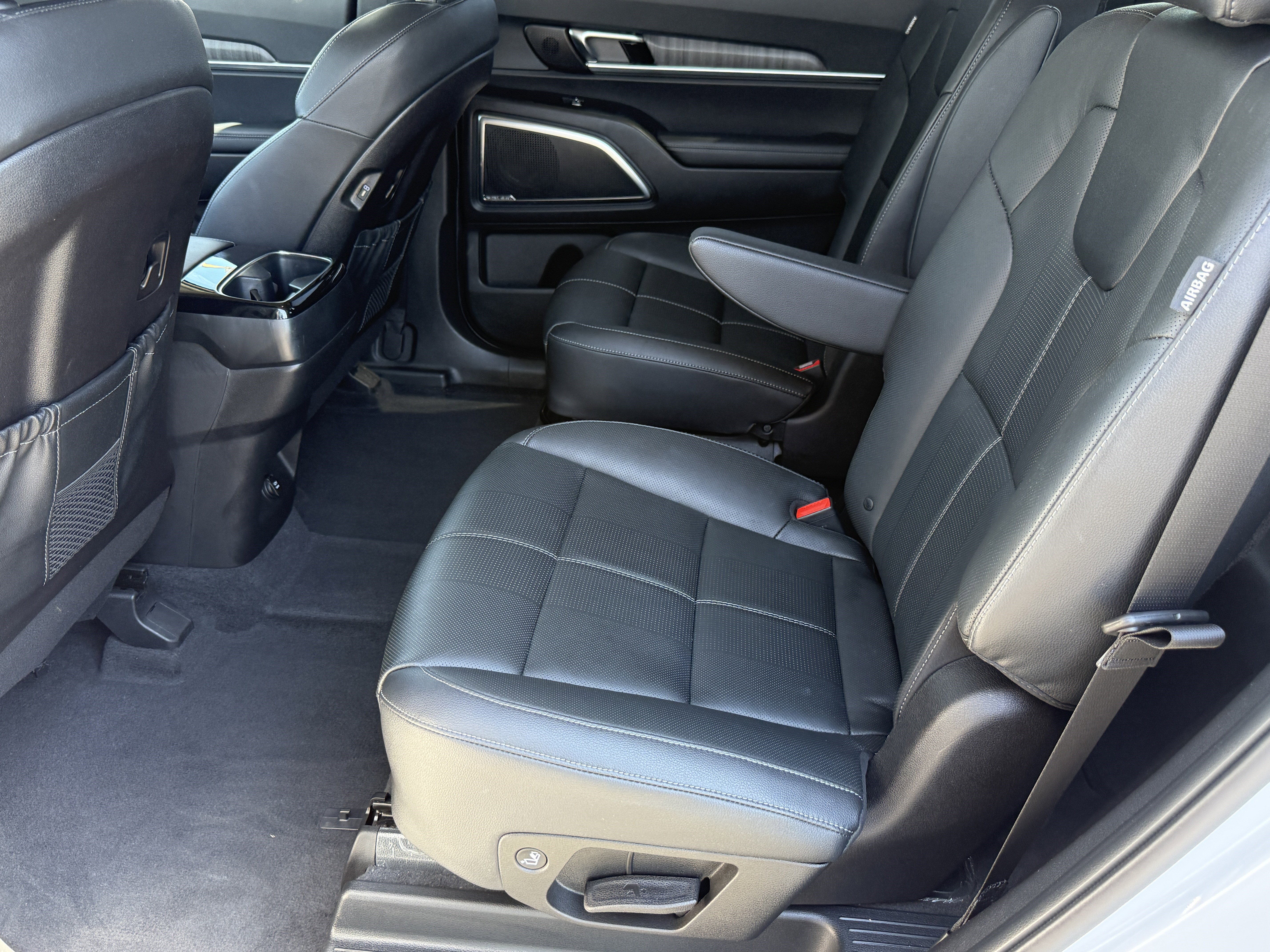 Certified 2024 Kia Telluride SX image 27