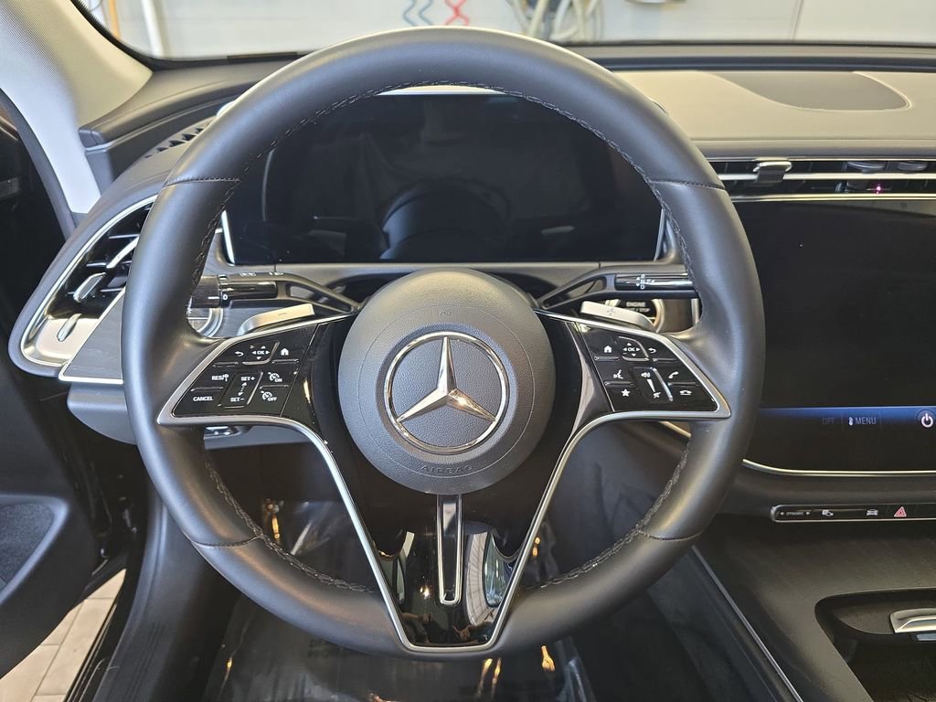 Used 2024 Mercedes-Benz E 350 4MATIC Sedan image 19