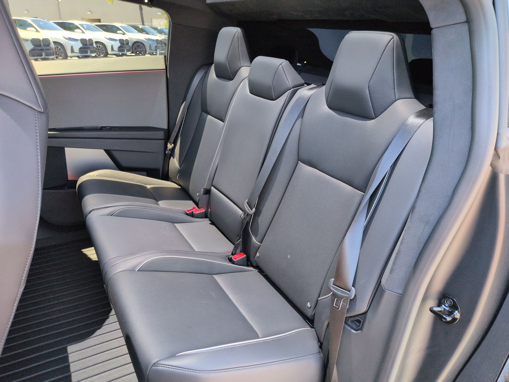 Used 2024 Tesla Cybertruck Cyberbeast AWD/4WD image 30