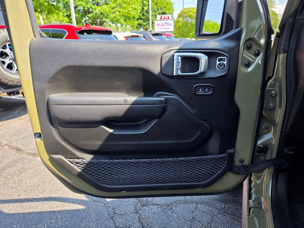 Used 2026 Jeep Gladiator Rubicon AWD/4WD image 23
