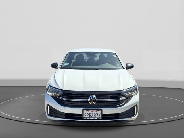 Certified 2024 Volkswagen Jetta Sport FWD image 2