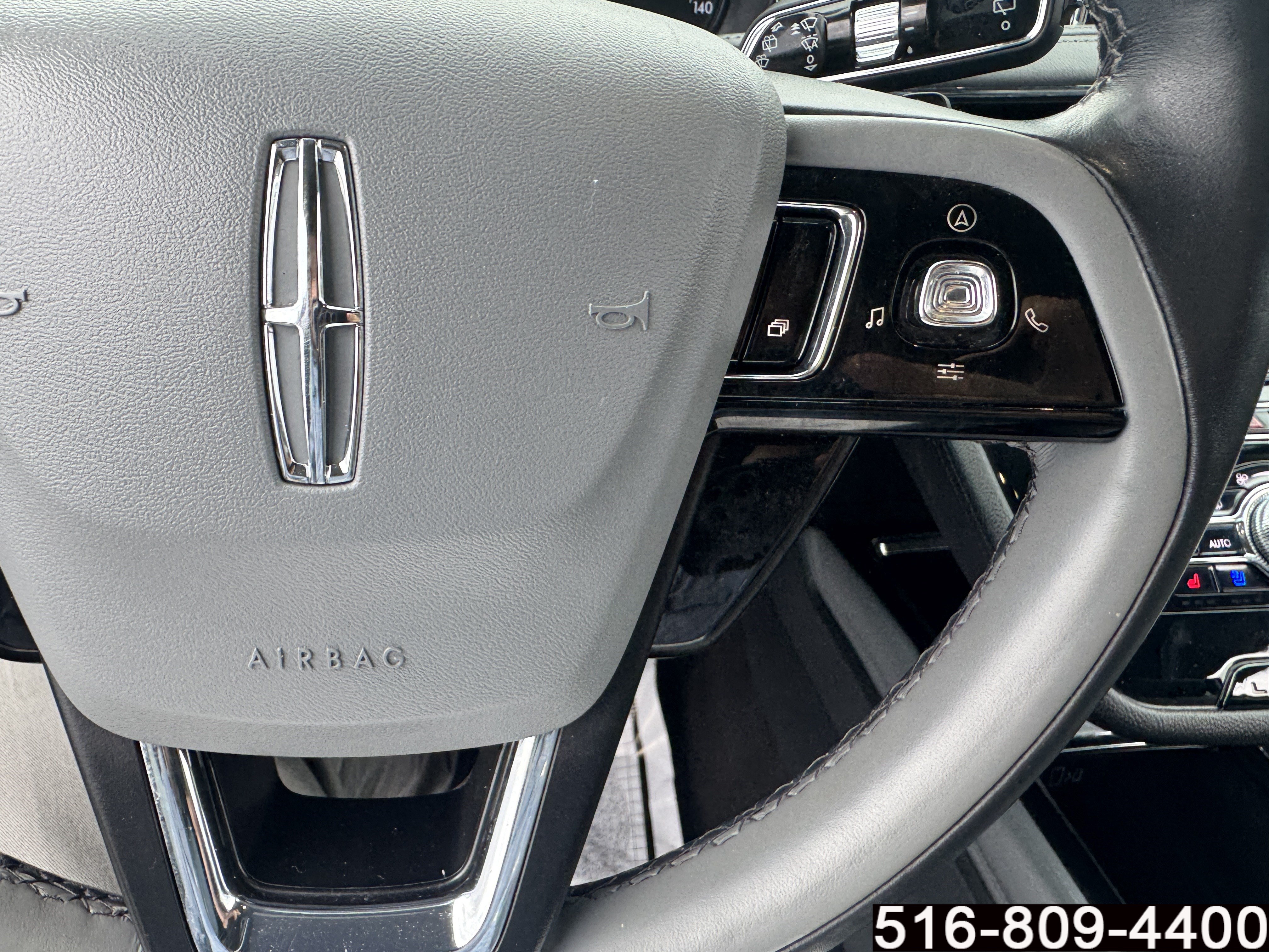 Used 2022 Lincoln Corsair AWD w/ Premium Package image 21