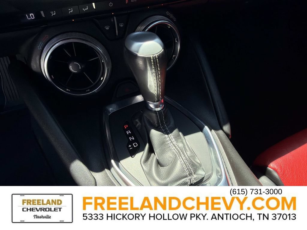 Used 2020 Chevrolet Camaro LT w/ Technology Package RWD image 27