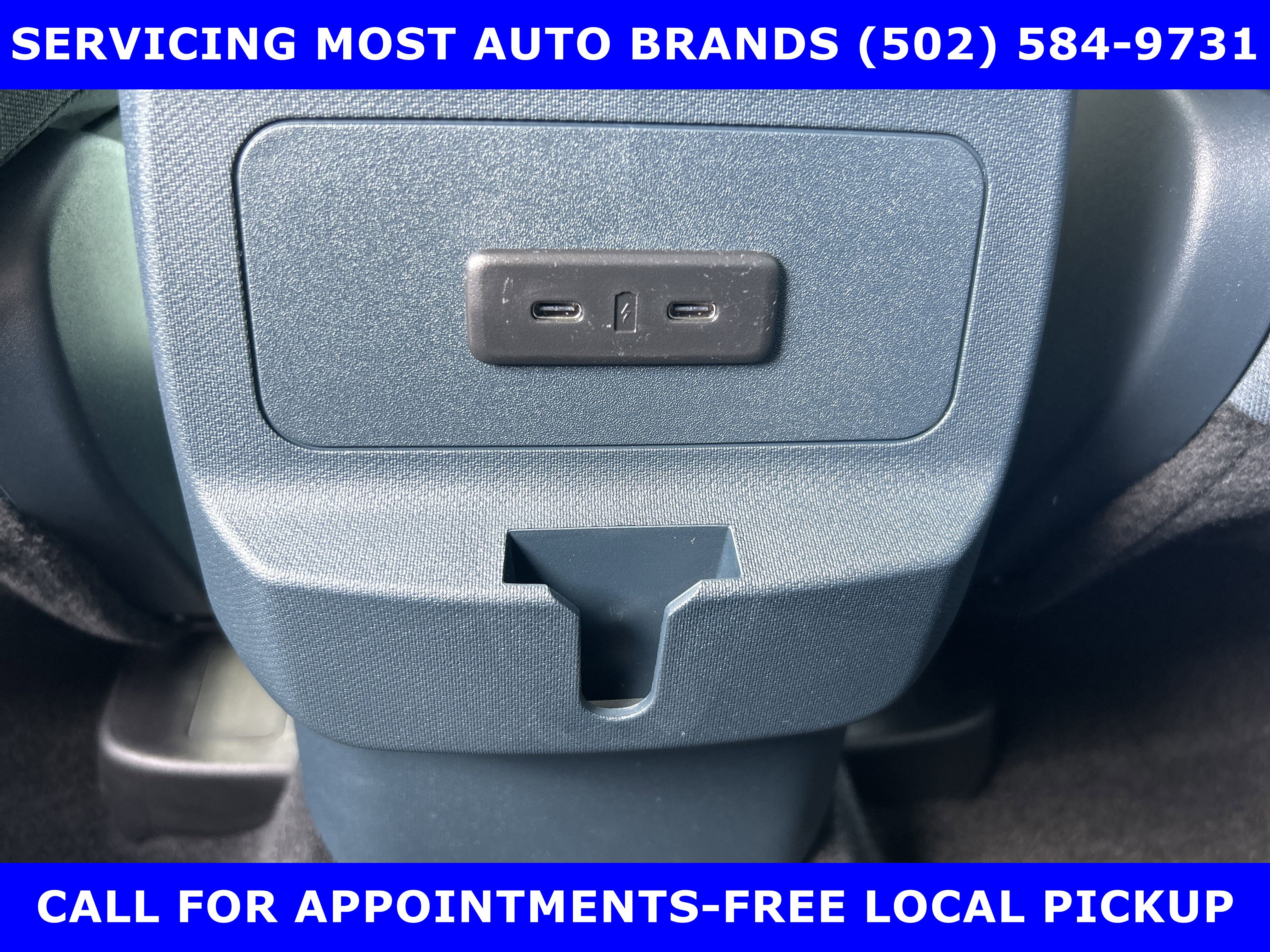 New 2025 Ford Maverick XLT image 15