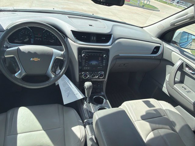 Used 2015 Chevrolet Traverse LT FWD image 12