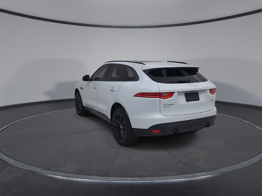 Used 2018 Jaguar F-PACE Premium AWD/4WD image 12