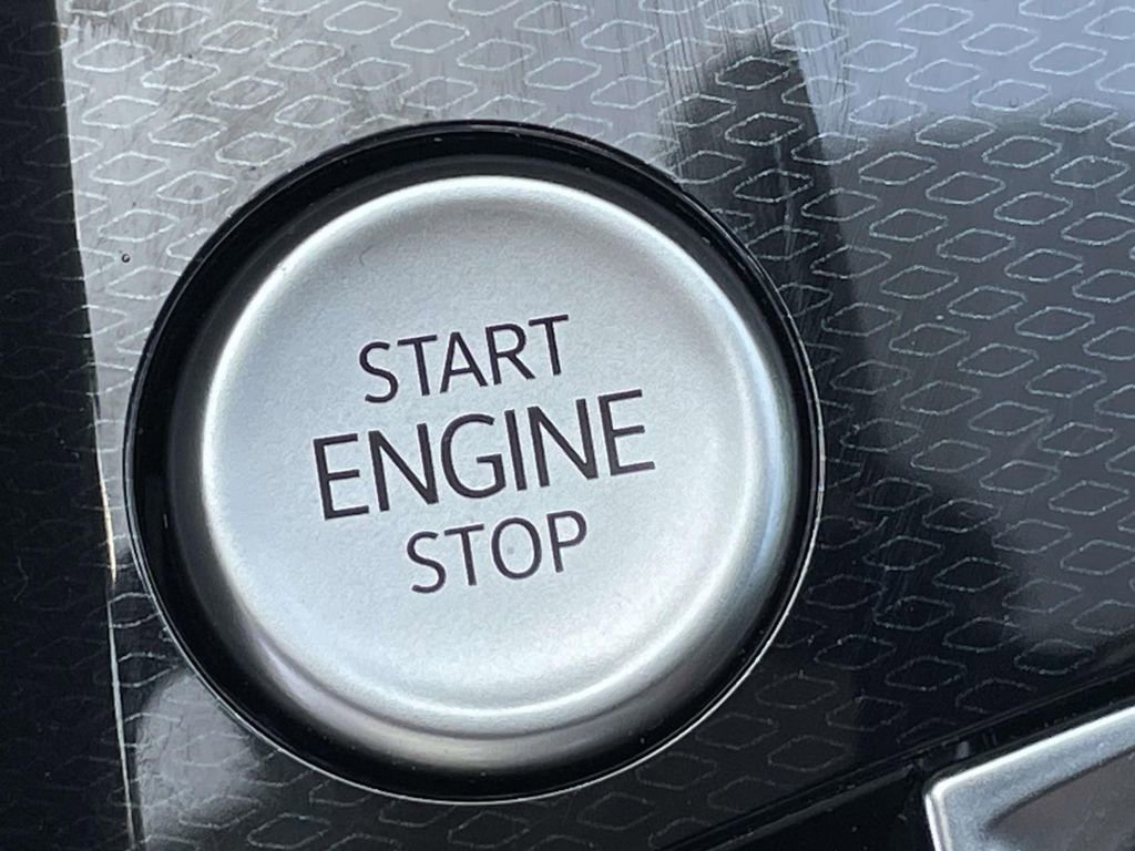 Used 2025 Volkswagen Taos S FWD image 23