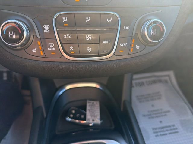 Used 2025 Chevrolet Malibu LT image 29