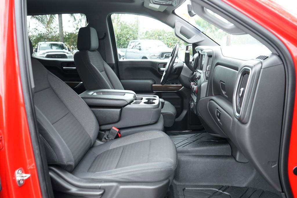 Used 2019 Chevrolet Silverado 1500 RST w/ All-Star Edition AWD/4WD image 38