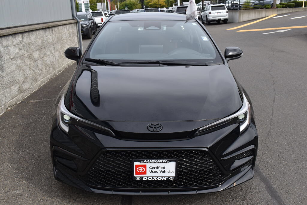 Certified 2026 Toyota Corolla SE FWD image 2