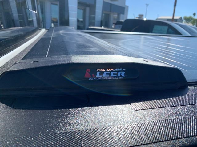 Used 2022 Ford F250 Lariat w/ Lariat Ultimate Package AWD/4WD image 12