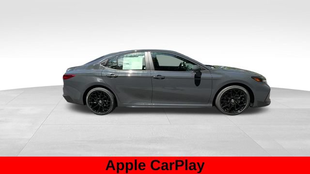 Used 2026 Toyota Camry SE FWD image 8