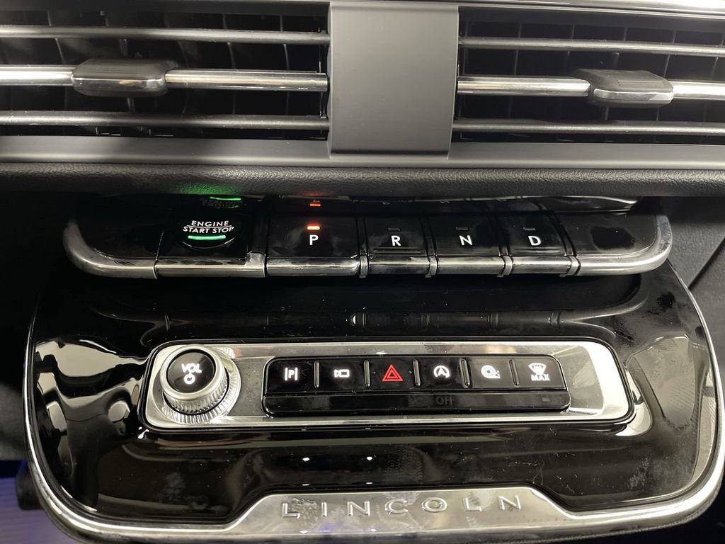 New 2024 Lincoln Corsair Reserve w/ Equipment Group 202A image 34