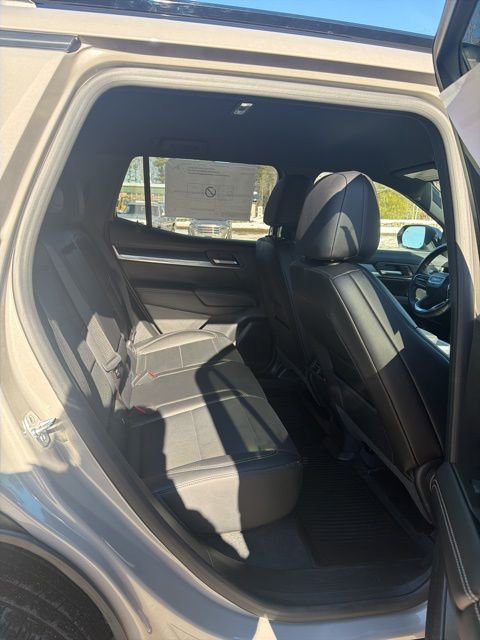 New 2026 GMC Terrain Elevation w/ Elevation Premium Package image 43