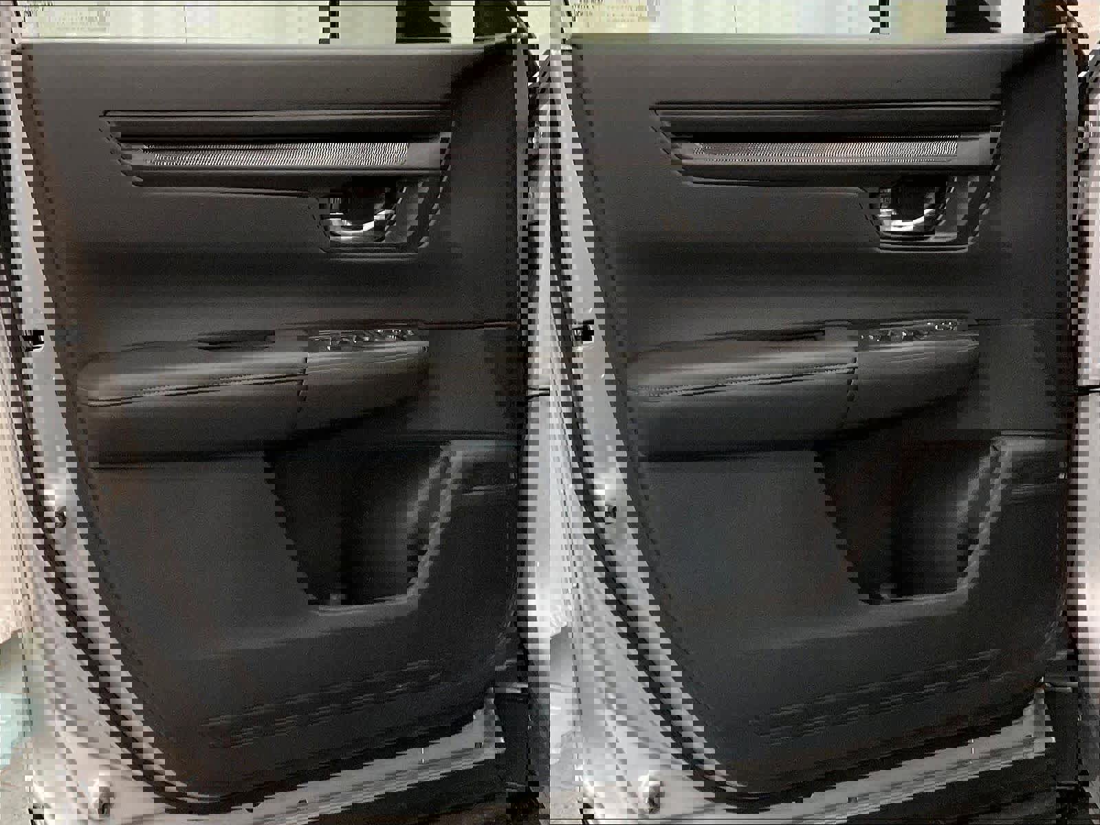 Used 2025 Honda CR-V LX image 9