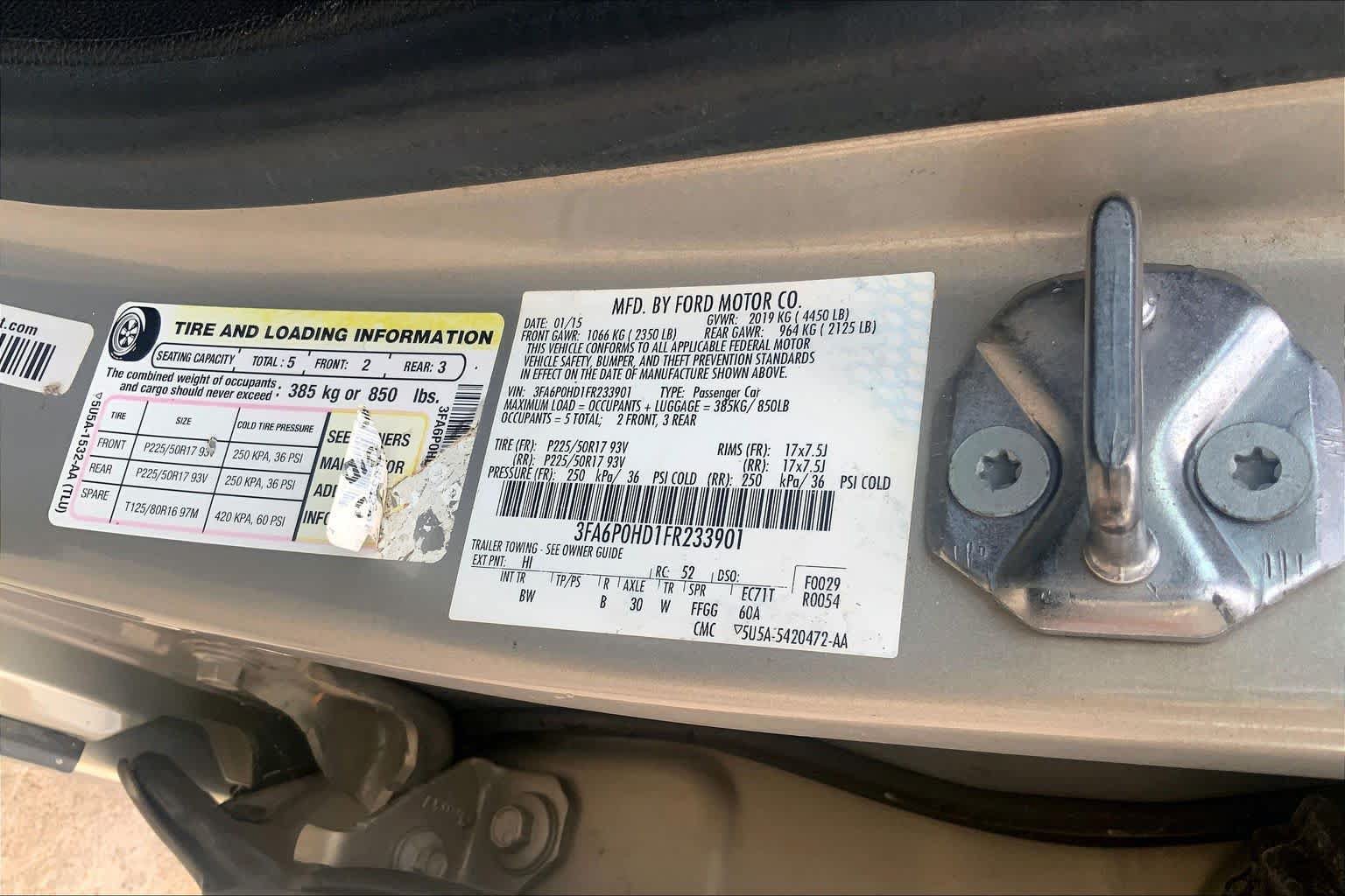 Used 2015 Ford Fusion SE w/ Equipment Group 202A FWD image 34