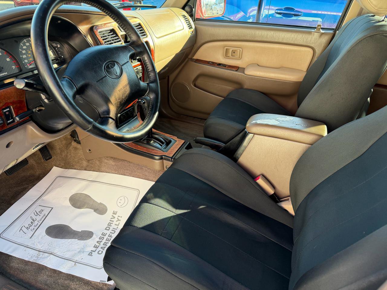 Used 2000 Toyota 4Runner SR5 image 13