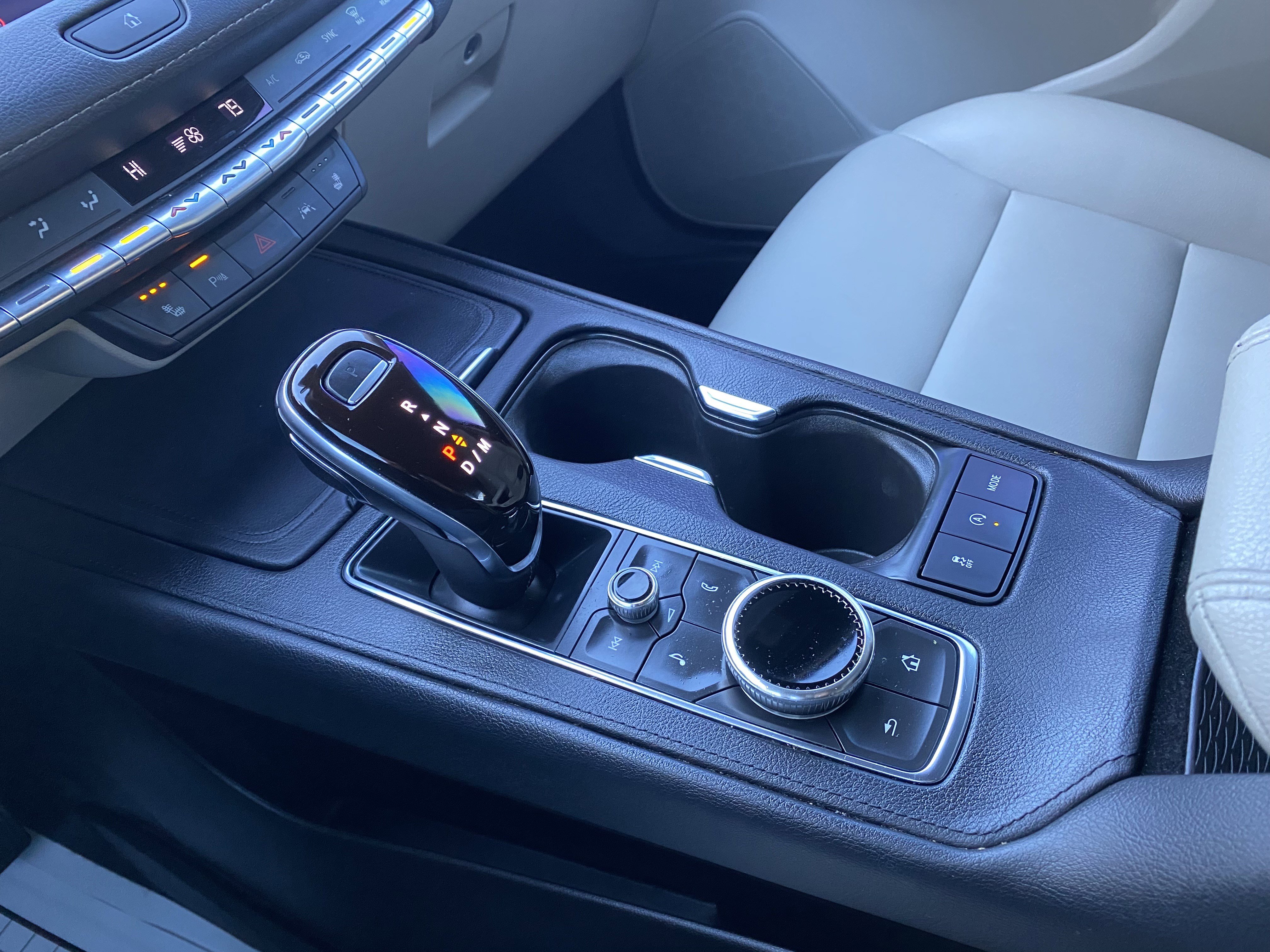 Used 2021 Cadillac XT4 Luxury image 29