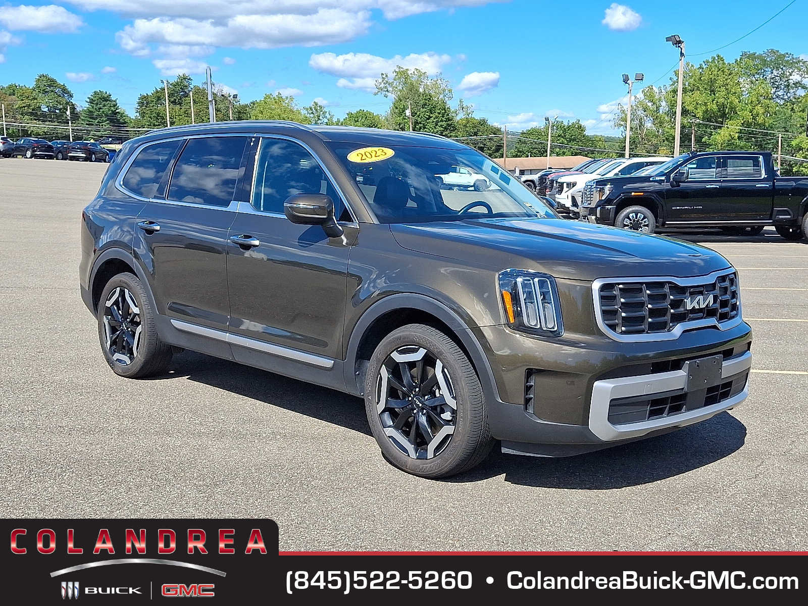 Used 2023 Kia Telluride S image 1