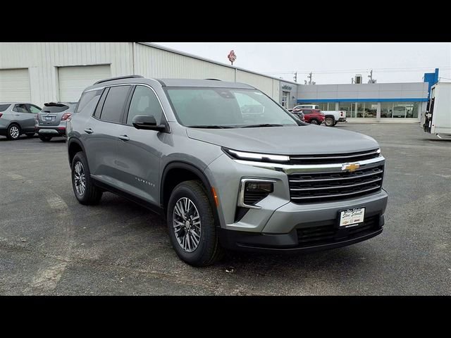 New 2026 Chevrolet Traverse LT w/ Driver Confidence Package image 2