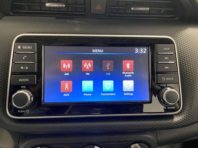 New 2025 Nissan Kicks Play S image 14