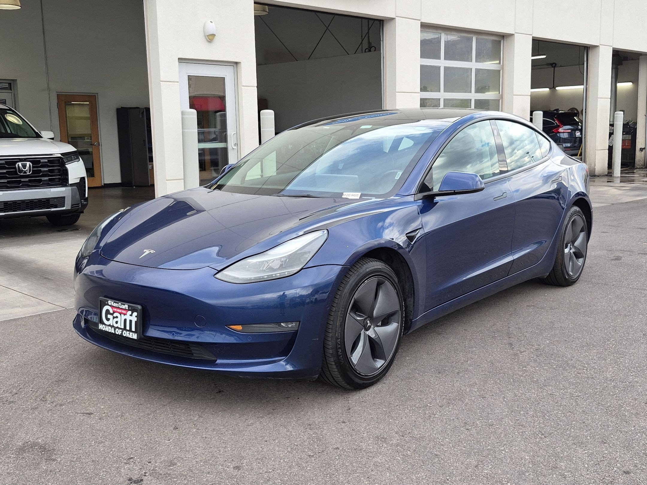 Used 2022 Tesla Model 3 Long Range AWD/4WD image 10