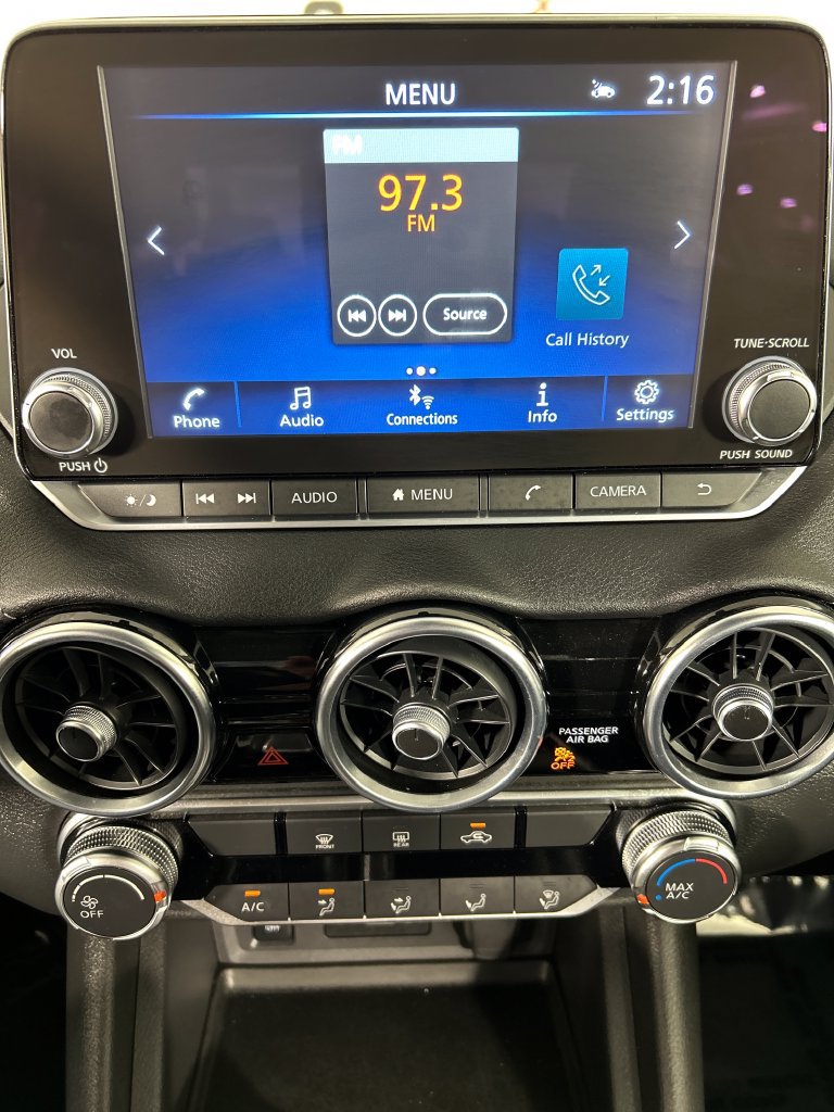 Used 2025 Nissan Sentra SV FWD image 14