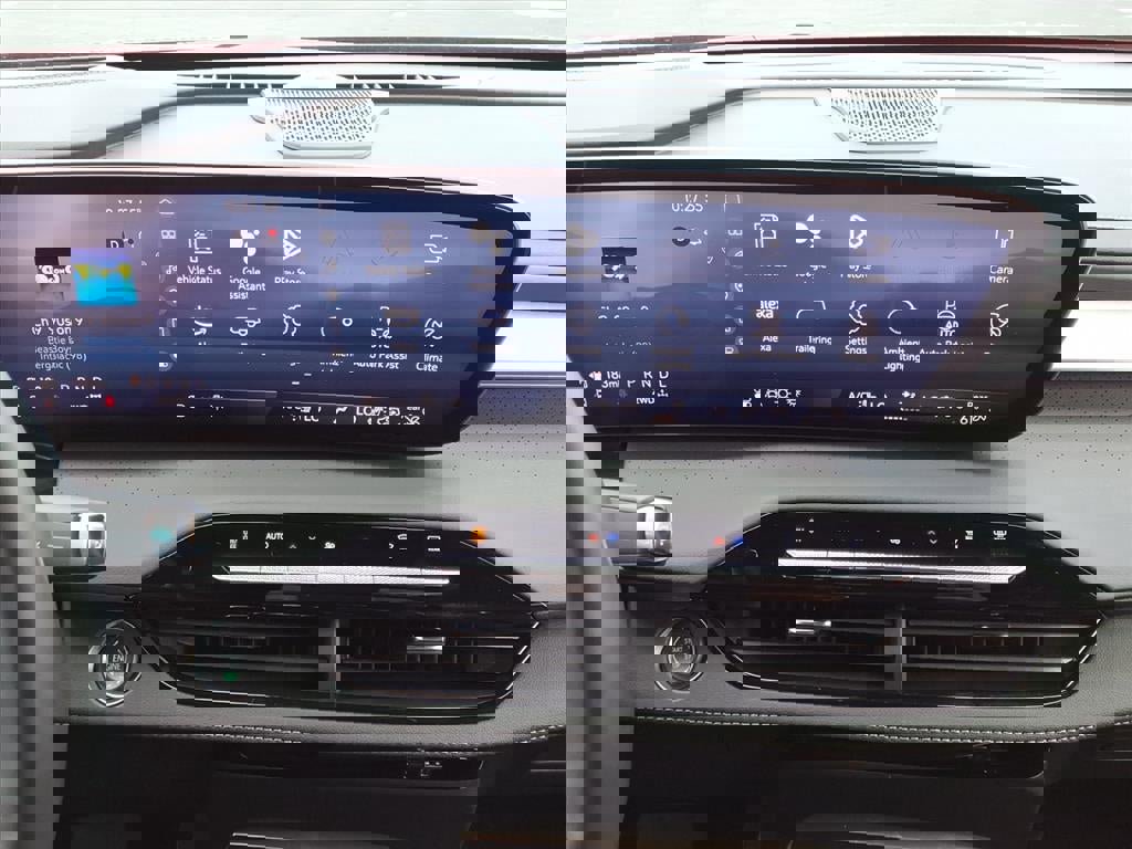 Used 2025 Buick Enclave Avenir w/ Super Cruise Package image 10