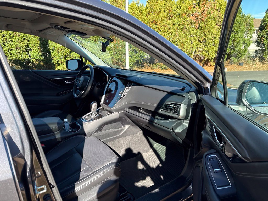 Used 2020 Subaru Outback Limited AWD/4WD image 16
