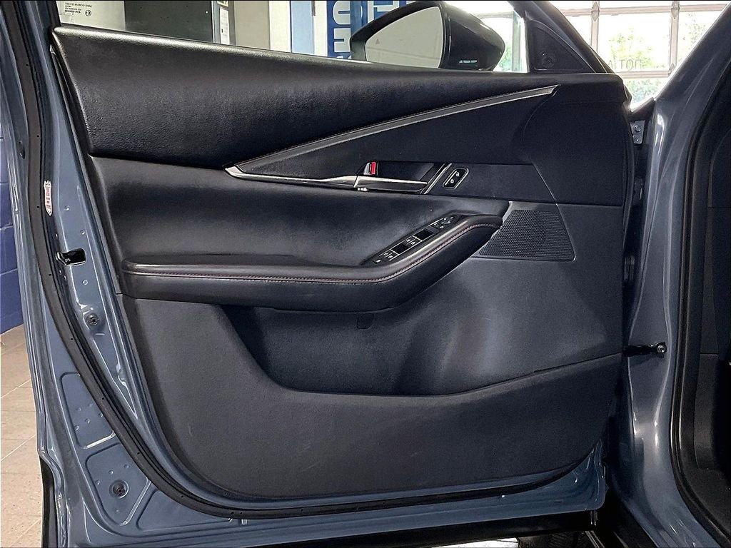 Used 2025 MAZDA CX-30 AWD 2.5 S w/ Preferred Package image 9