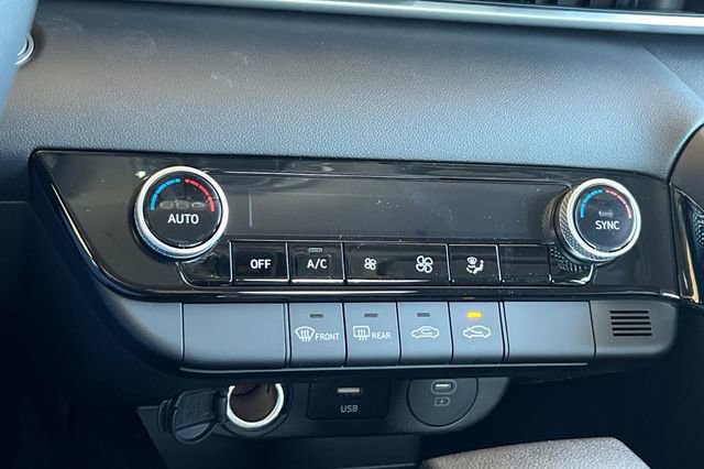 New 2026 Hyundai Elantra Hybrid FWD image 17
