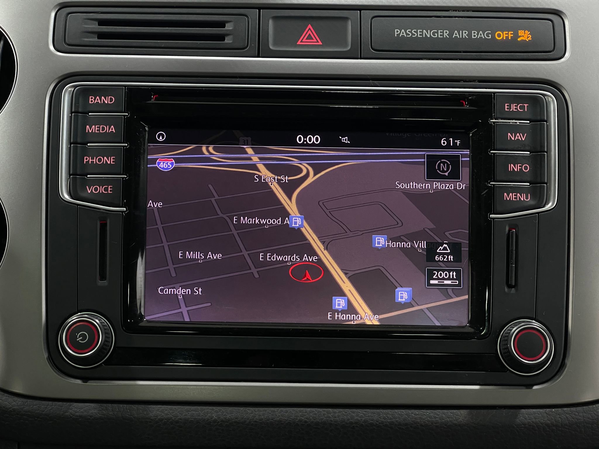 Used 2016 Volkswagen Tiguan SE image 10