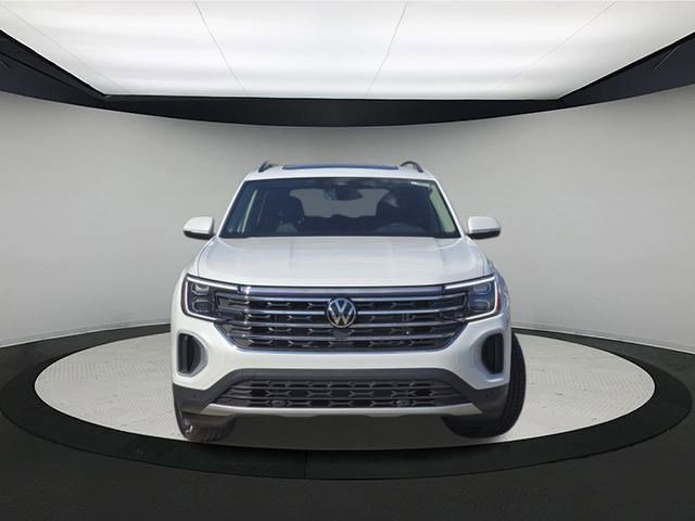 New 2026 Volkswagen Atlas SE image 2