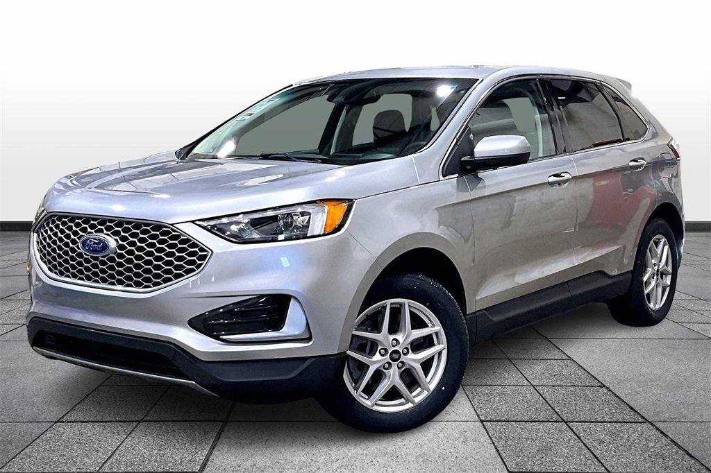 Used 2024 Ford Edge SEL