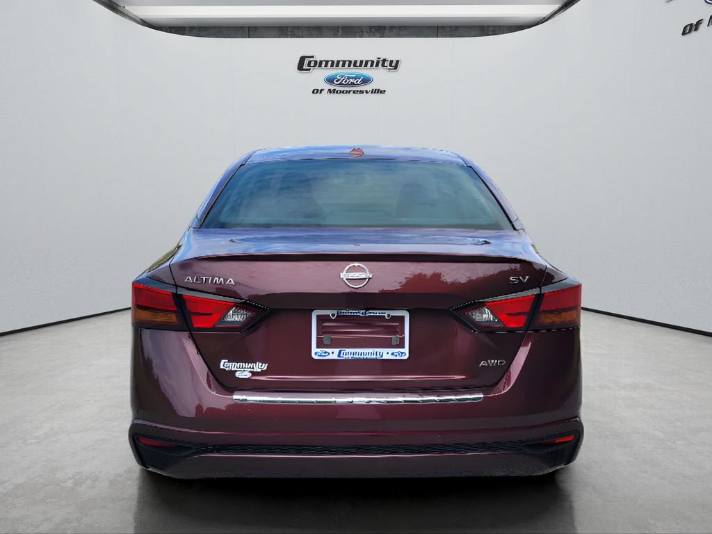 Used 2023 Nissan Altima 2.5 SV AWD/4WD image 7