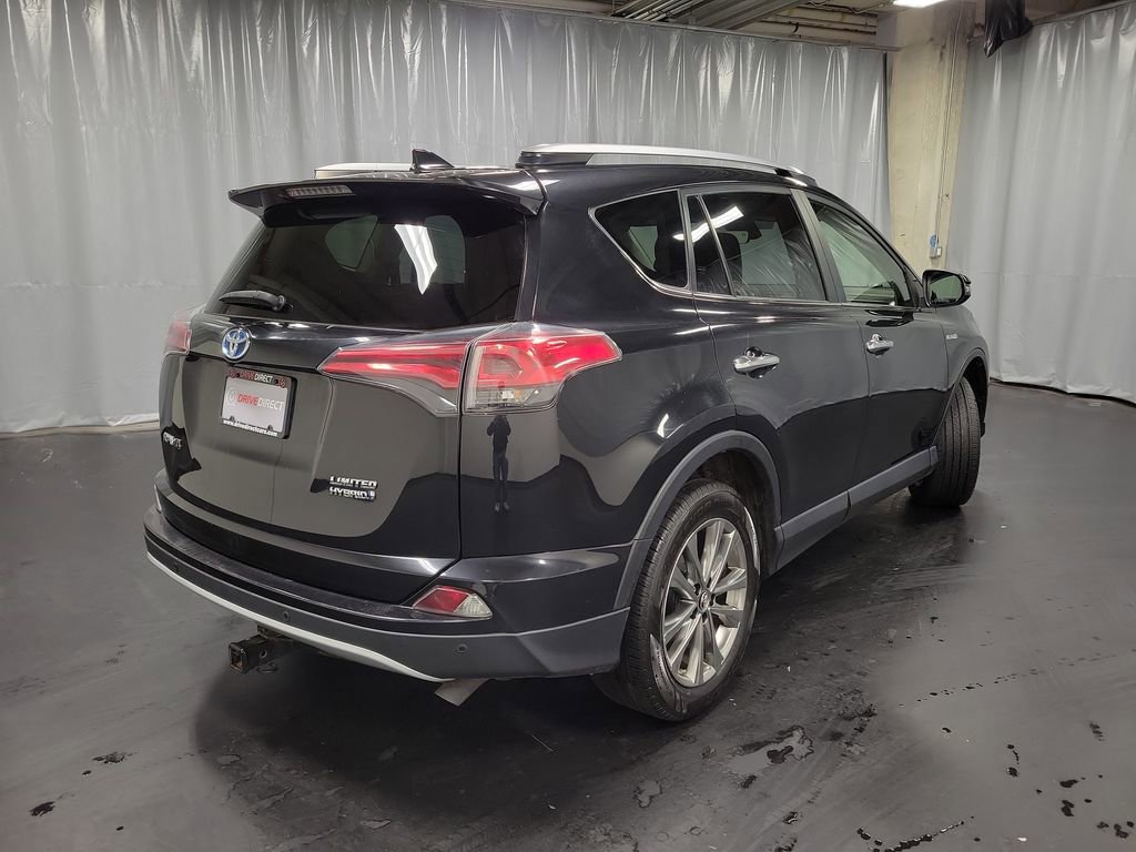 Used 2017 Toyota RAV4 Limited image 8