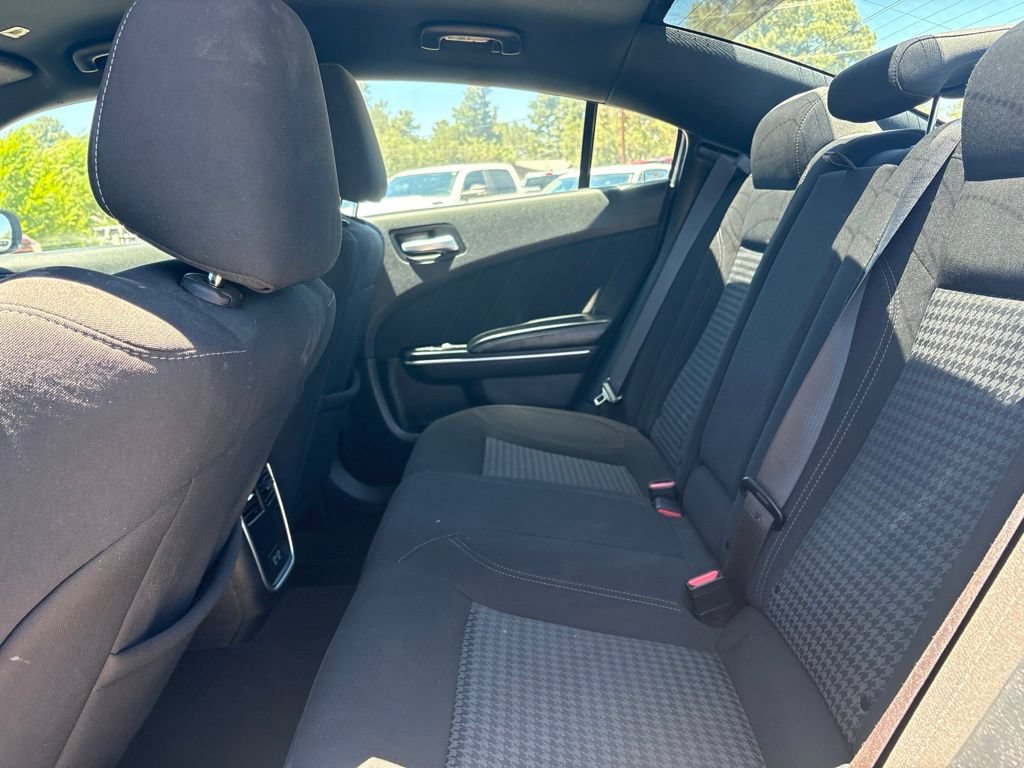 Used 2023 Dodge Charger SXT RWD image 9