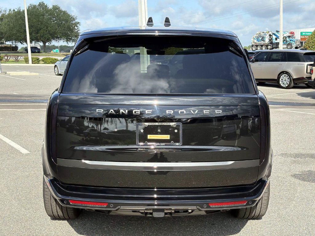 New 2026 Land Rover Range Rover SE AWD/4WD image 4