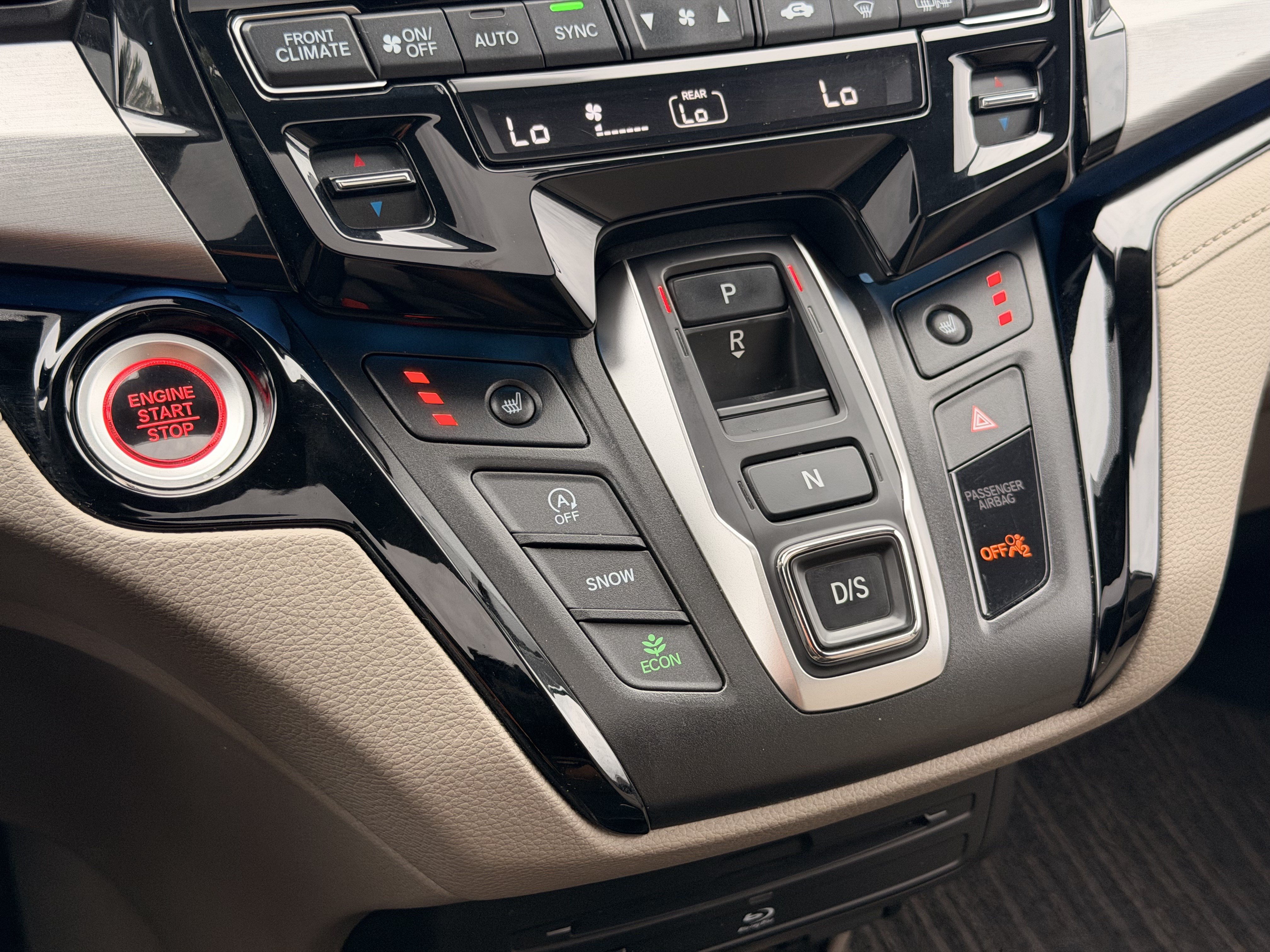 Certified 2024 Honda Odyssey Touring image 17