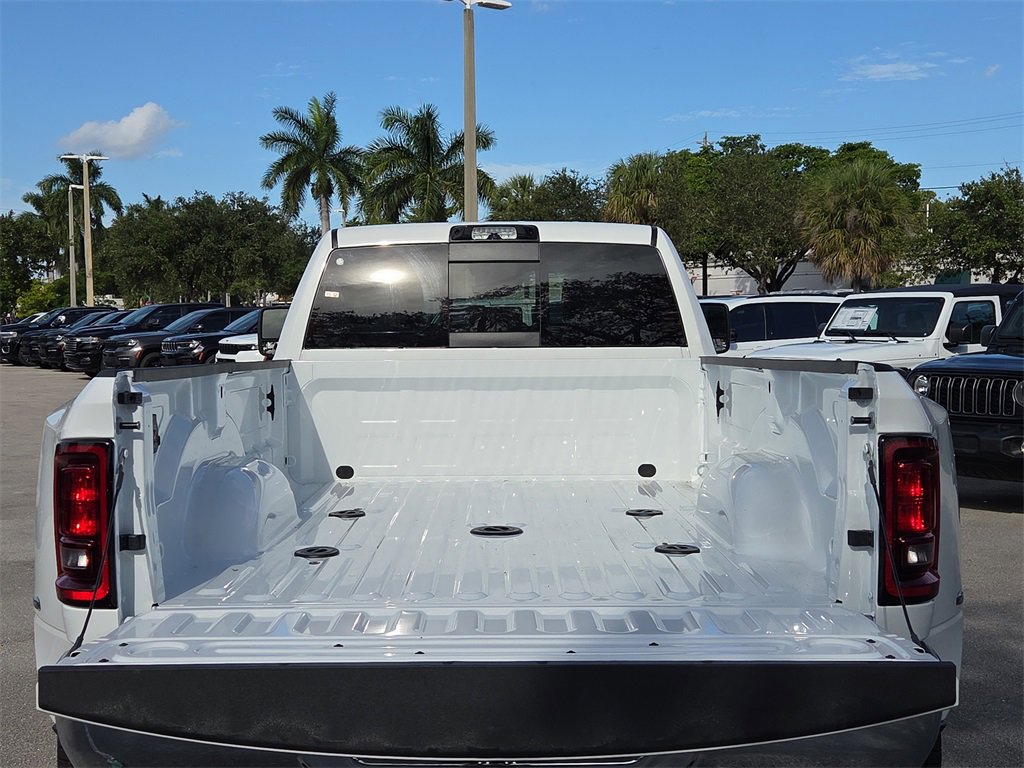 New 2026 RAM 3500 Tradesman image 14