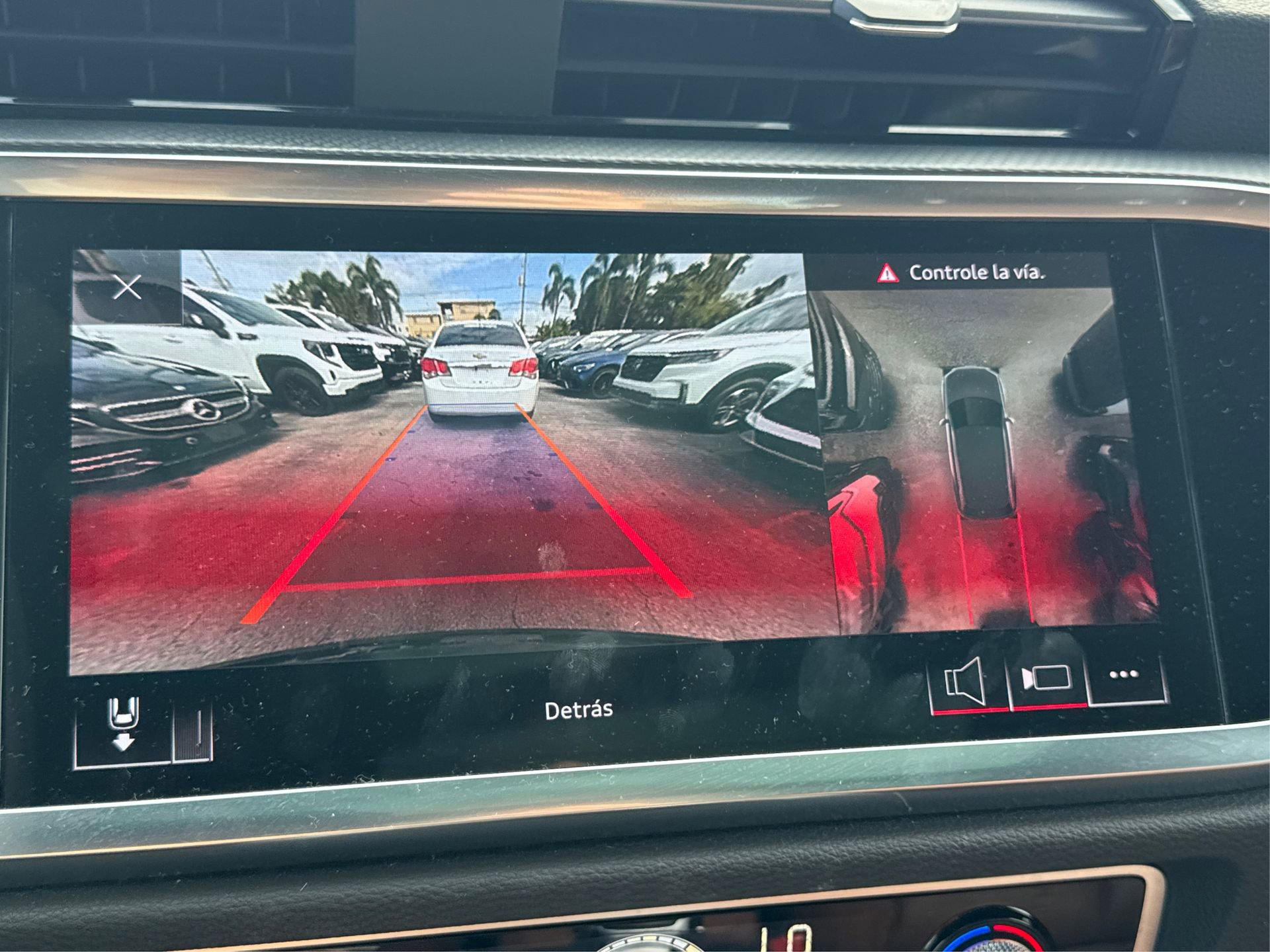 Used 2021 Audi Q3 2.0T Premium Plus w/ Premium Plus Package image 27