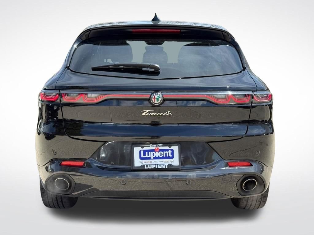 Used 2024 Alfa Romeo Tonale Veloce AWD/4WD image 5